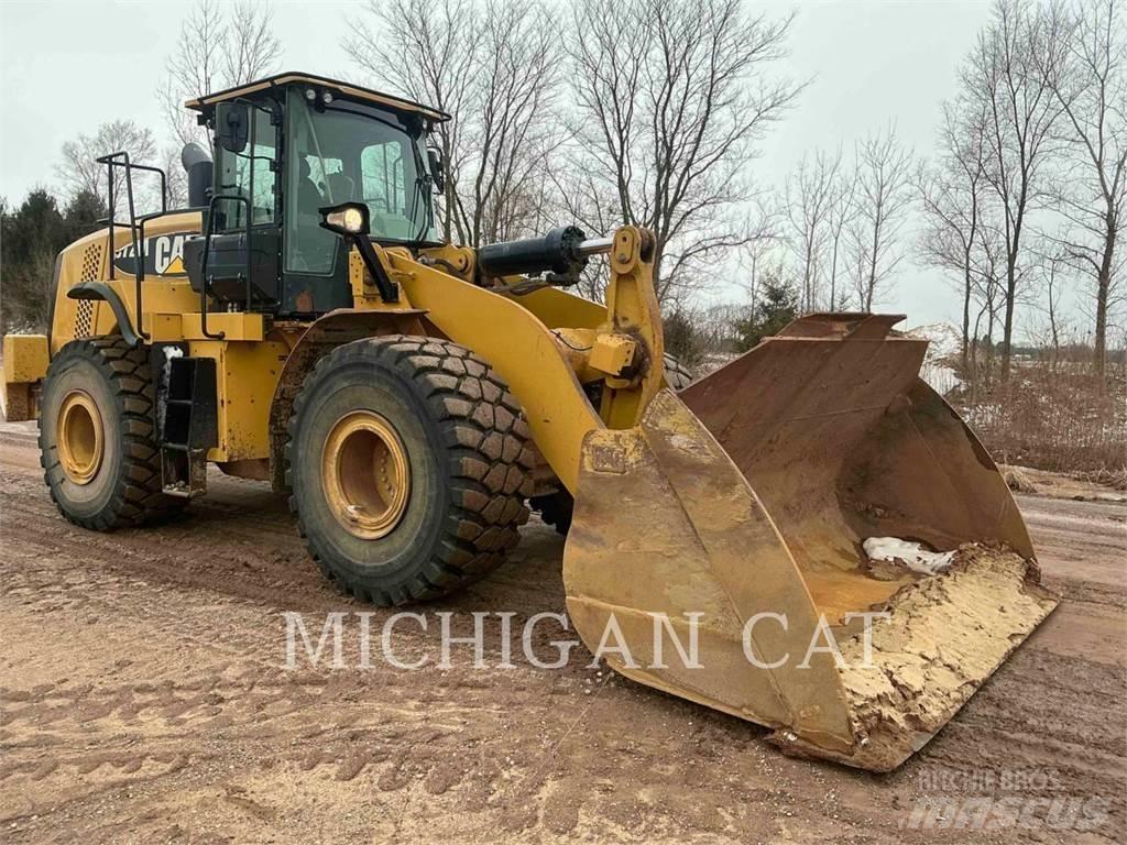 CAT 972M Wielladers