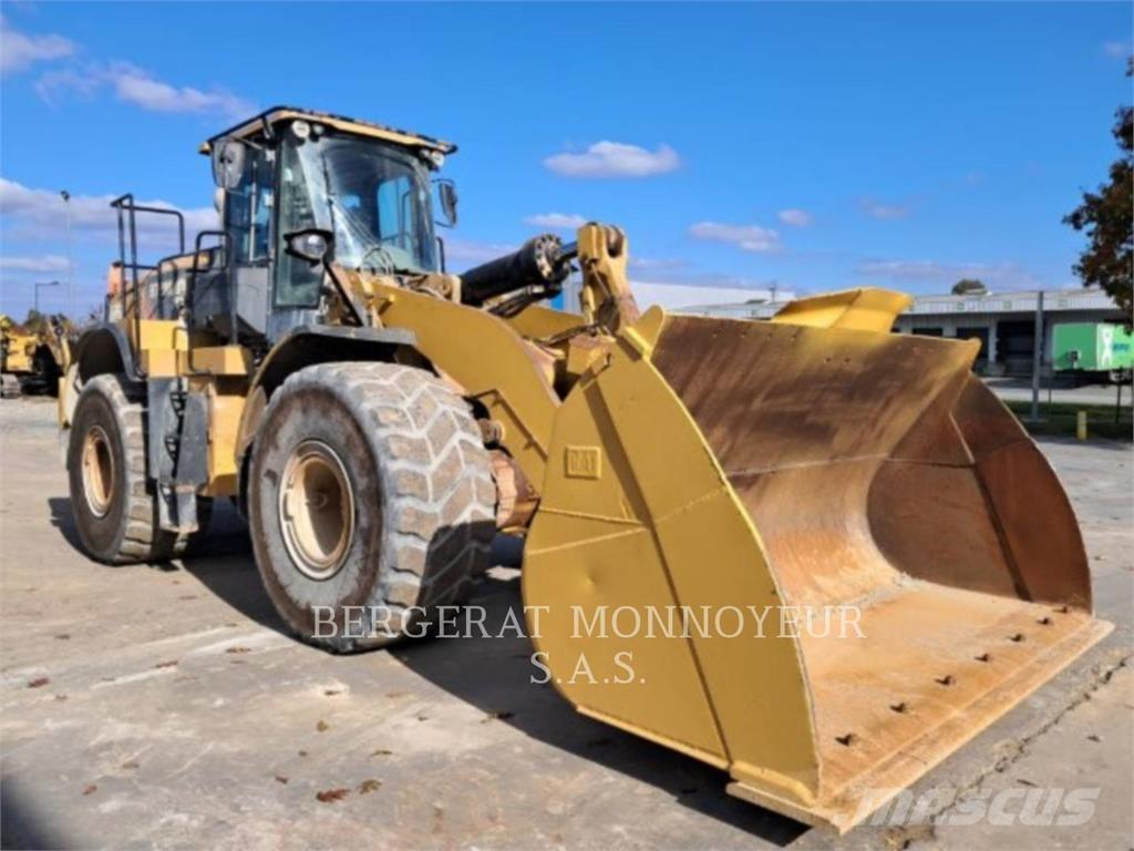 CAT 972M Wielladers