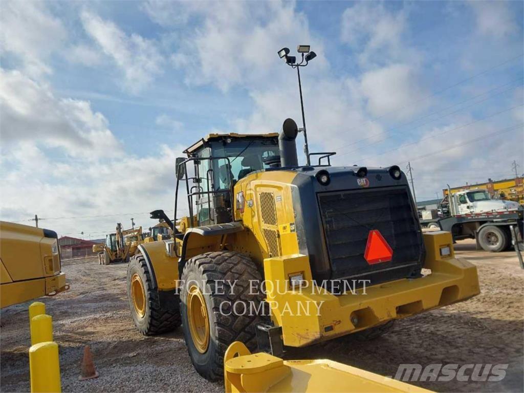 CAT 972M Wielladers