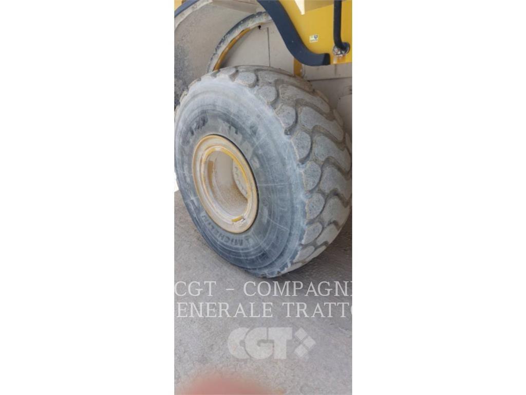 CAT 972M XE Wielladers