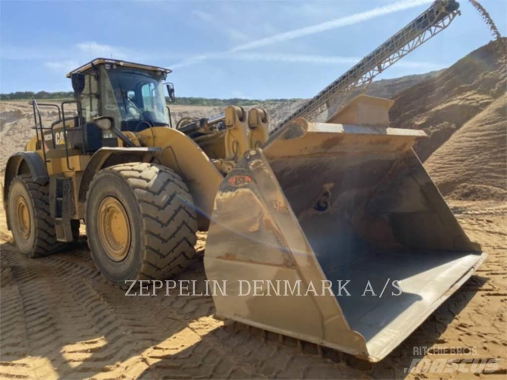CAT 982M Wielladers
