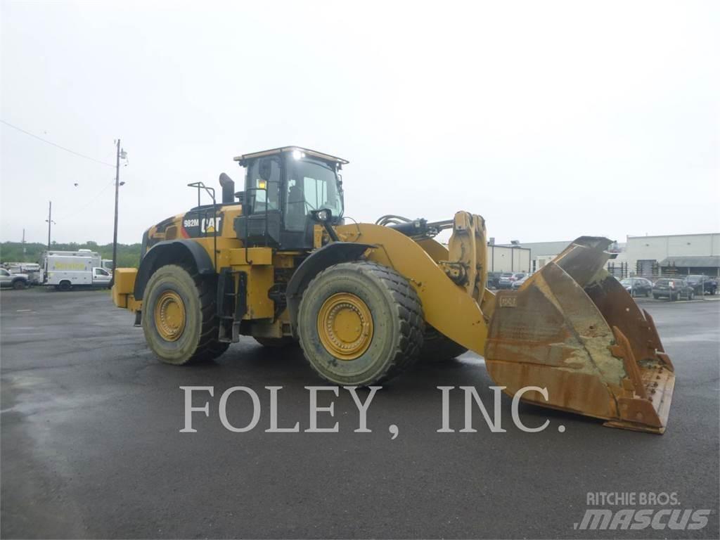 CAT 982M Wielladers