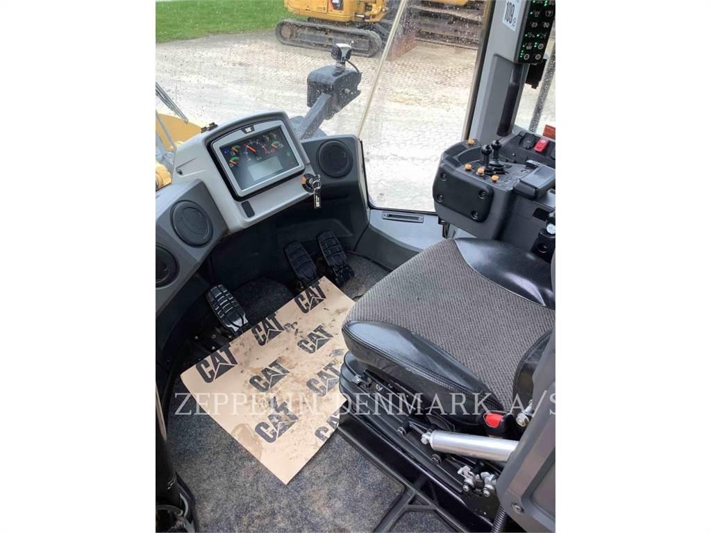 CAT 982M Wielladers
