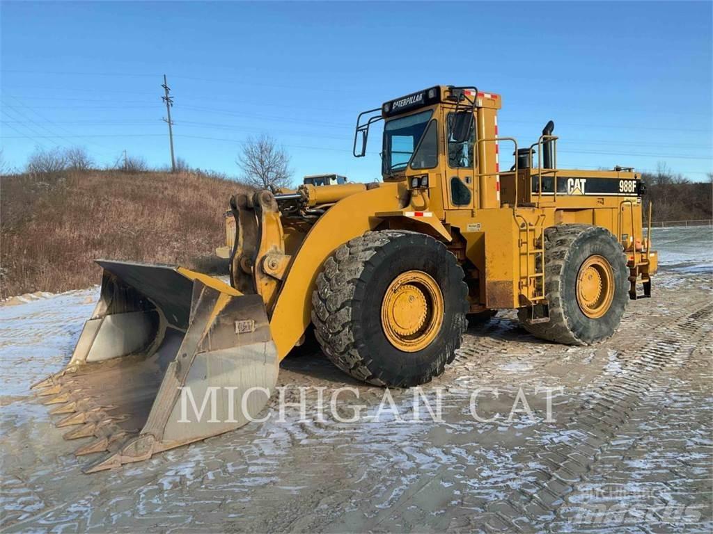 CAT 988F Wielladers