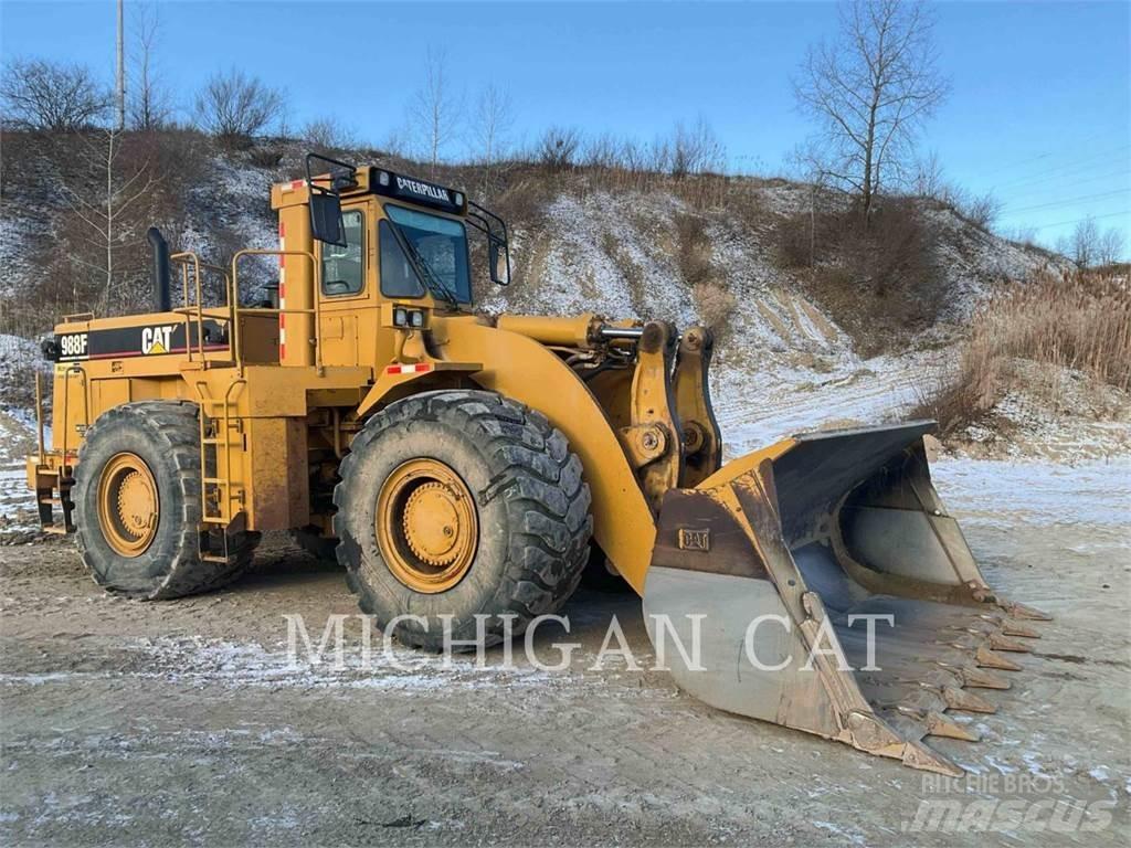 CAT 988F Wielladers
