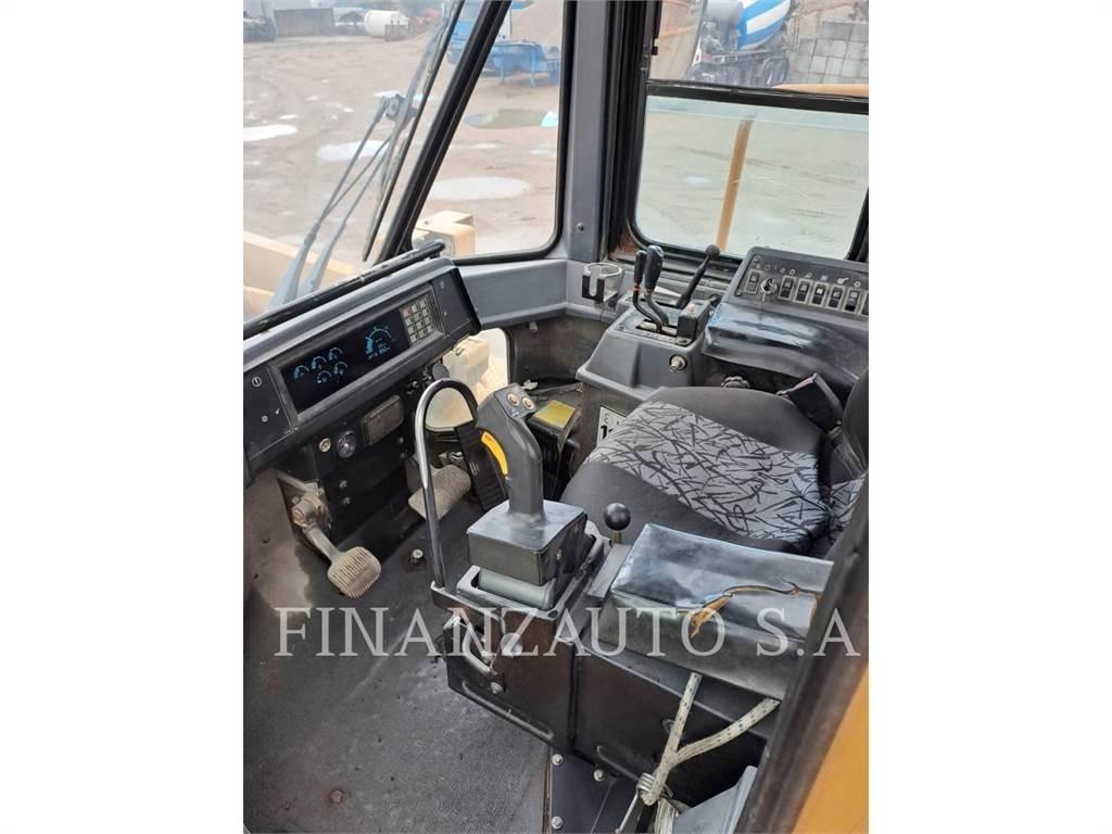 CAT 988F Wielladers
