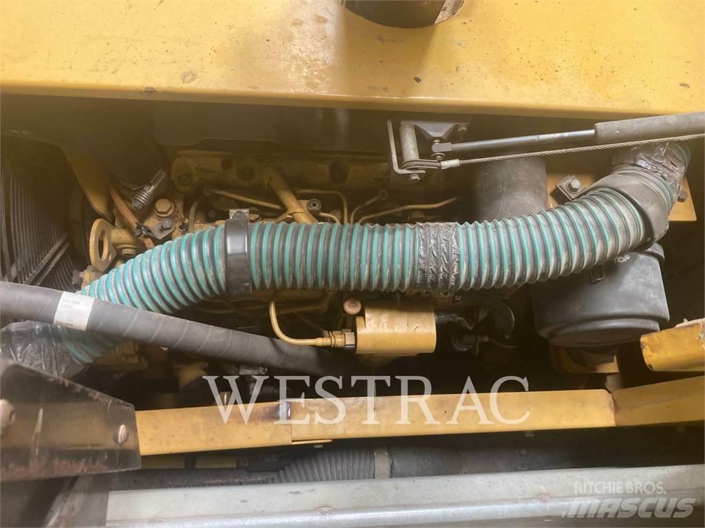 CAT AP-300 Asfaltafwerkmachines