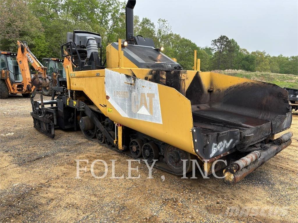 CAT AP-655D Asfaltafwerkmachines