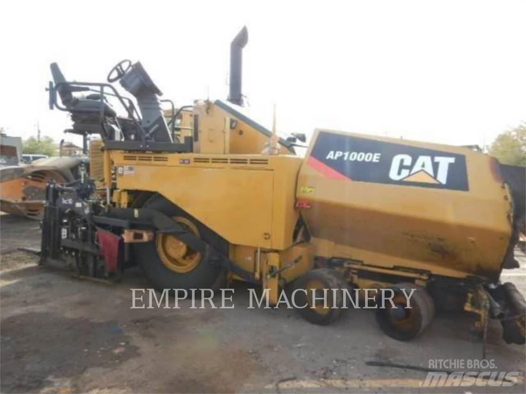 CAT AP1000E Asfaltafwerkmachines