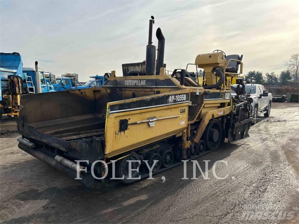 CAT AP1055B Asfaltafwerkmachines
