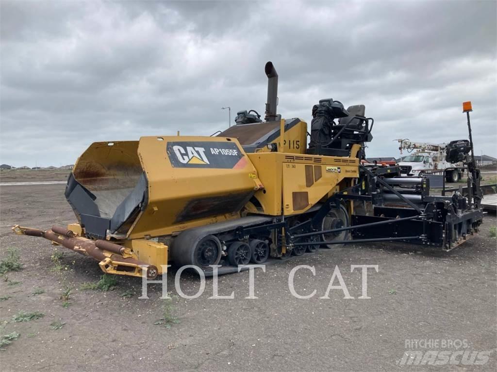 CAT AP1055F Asfaltafwerkmachines
