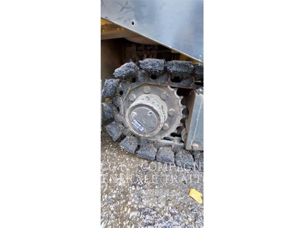 CAT AP255E Asfaltafwerkmachines