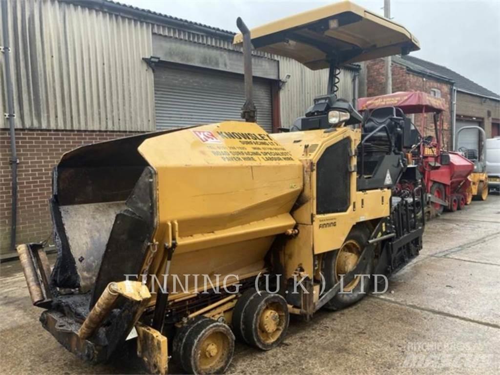 CAT AP300F Asfaltafwerkmachines