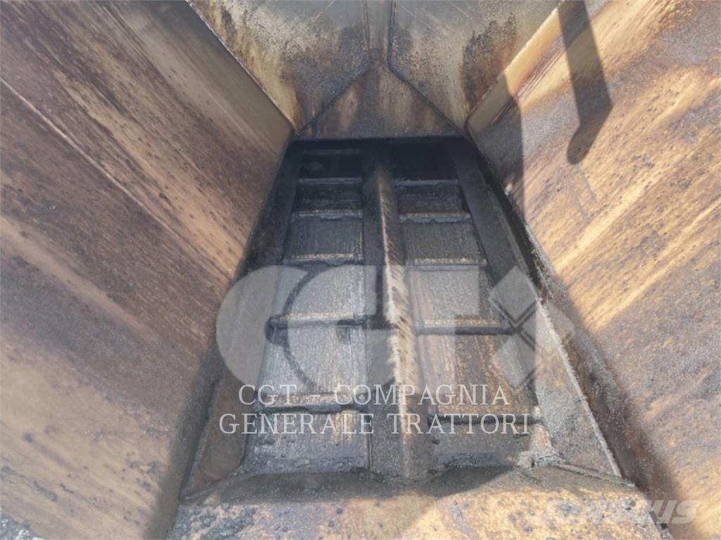 CAT AP300F Asfaltafwerkmachines