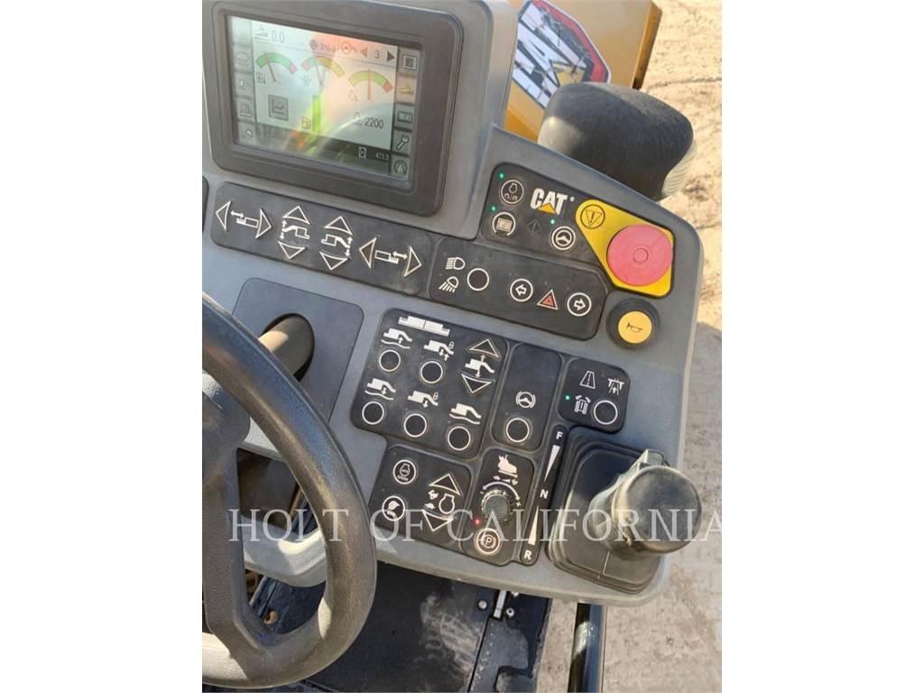 CAT AP355F Asfaltafwerkmachines