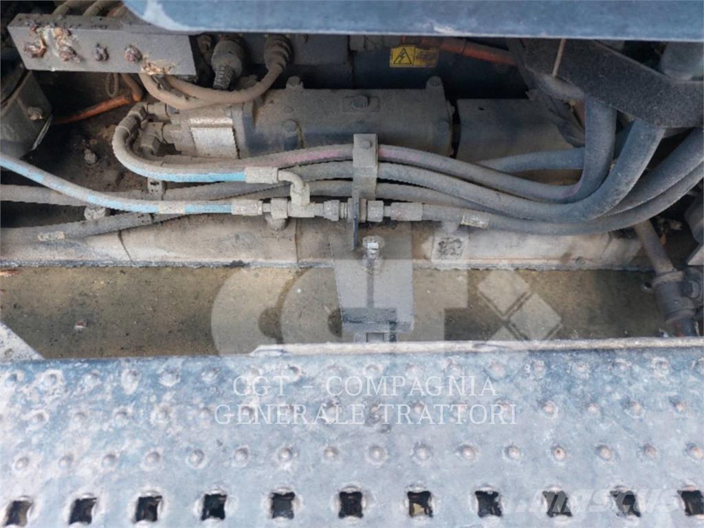 CAT AP500F Asfaltafwerkmachines