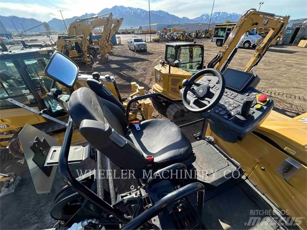 CAT AP555 Asfaltafwerkmachines