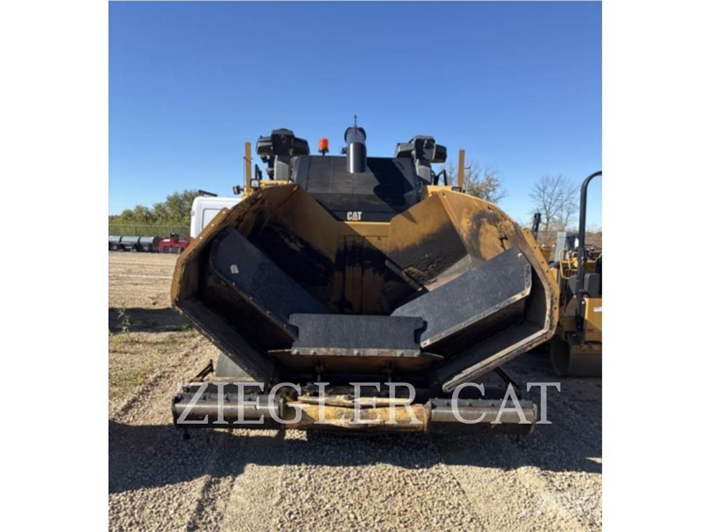 CAT AP555F Asfaltafwerkmachines