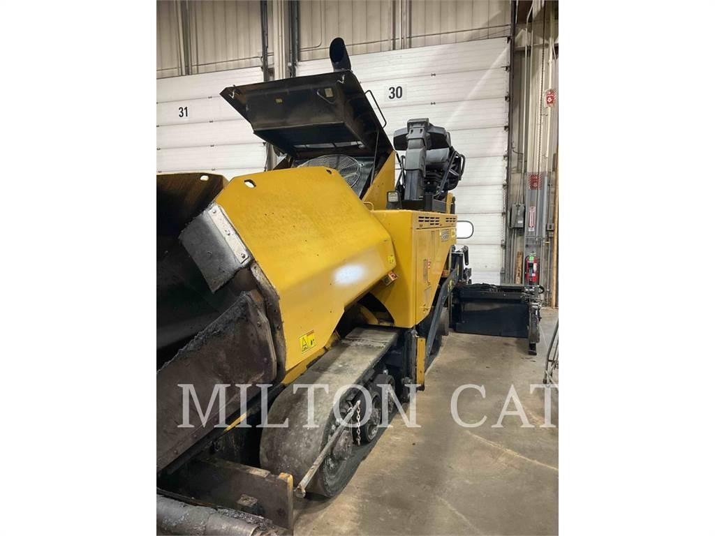 CAT AP655F Asfaltafwerkmachines