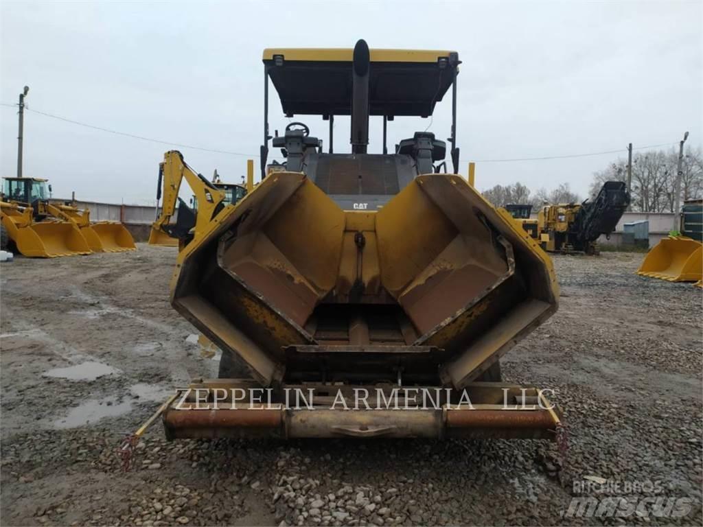 CAT AP655FLRC Asfaltafwerkmachines