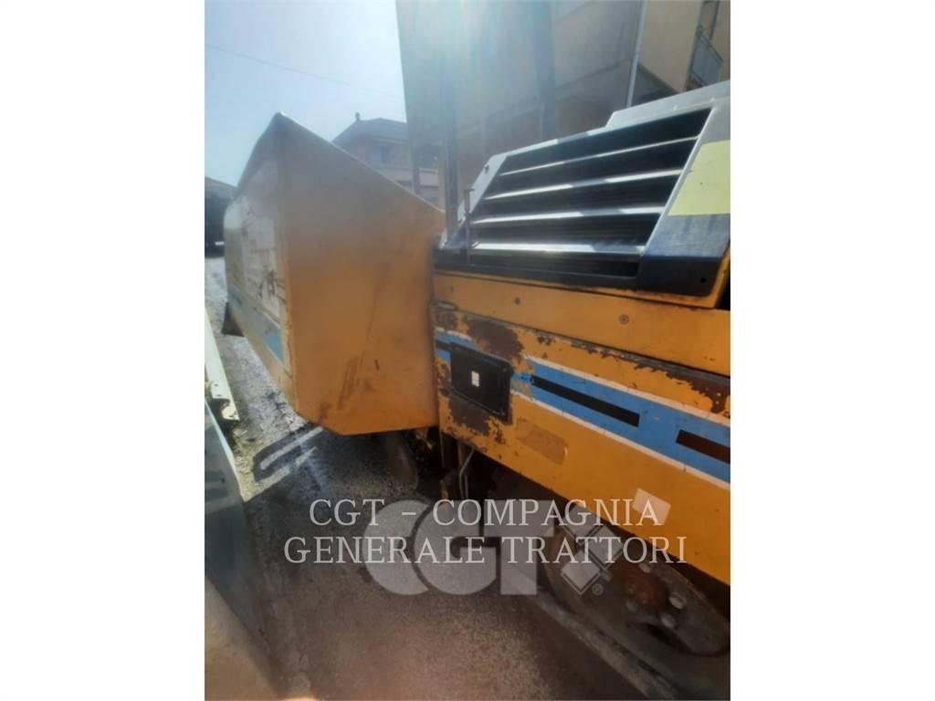 CAT BB730 Asfaltafwerkmachines