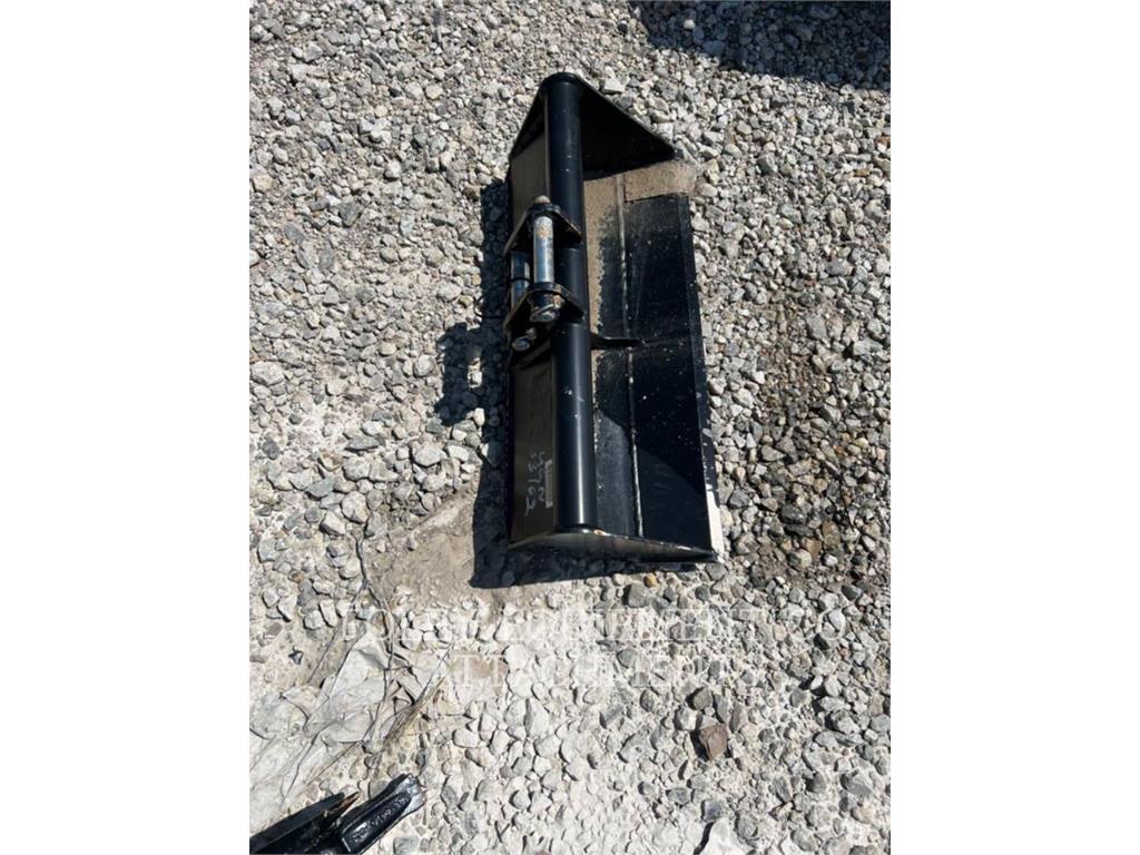 CAT BK300P28 Rupsgraafmachines