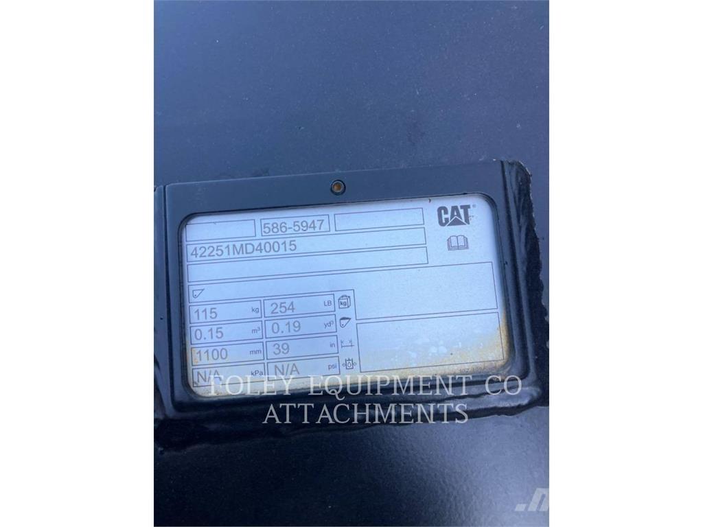 CAT BK304Q42GR Rupsgraafmachines