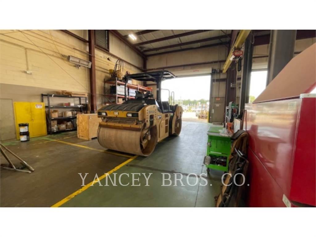 CAT CB10 Grondverdichtingsmachines