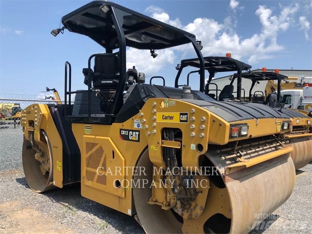 CAT CB13 Grondverdichtingsmachines