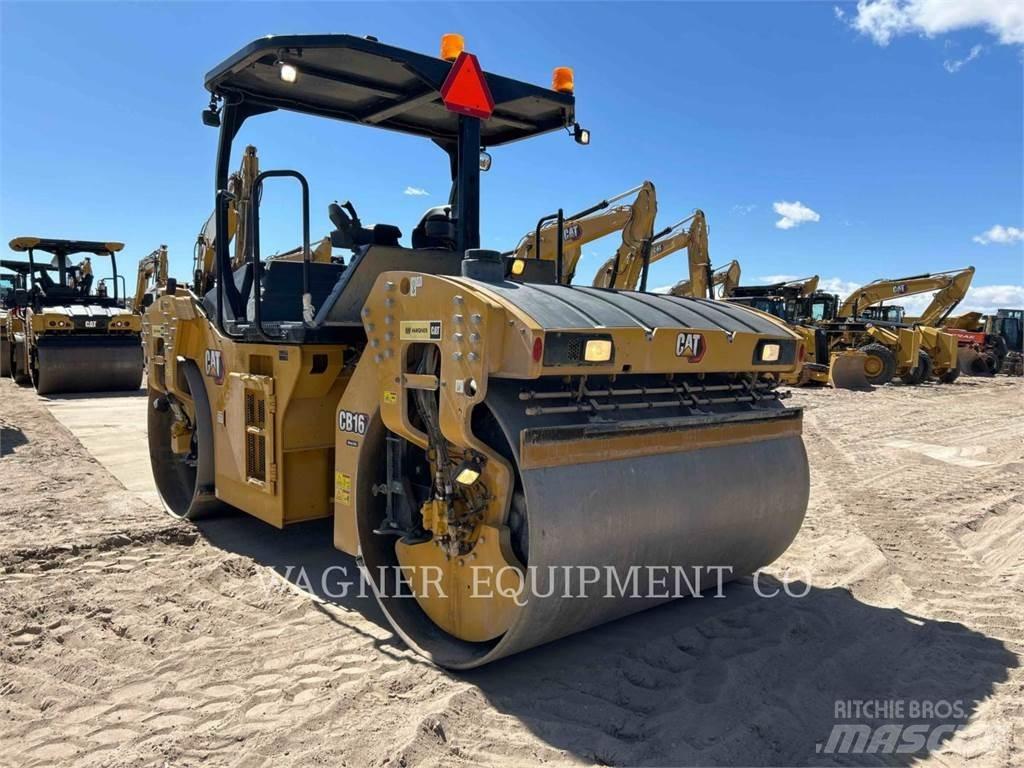 CAT CB16 Grondverdichtingsmachines