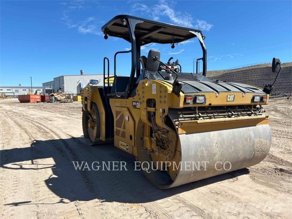 CAT CB16 Asfaltafwerkmachines