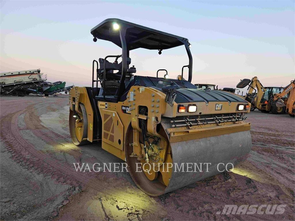 CAT CB16 Asfaltafwerkmachines