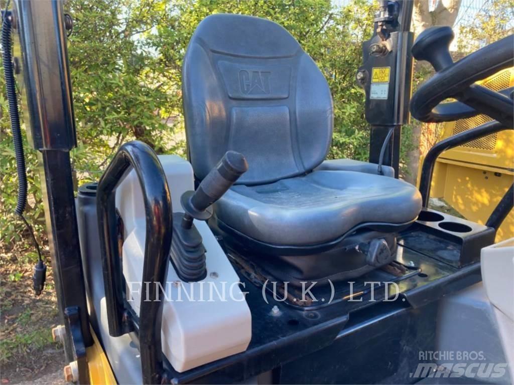 CAT CB2.7 Grondverdichtingsmachines