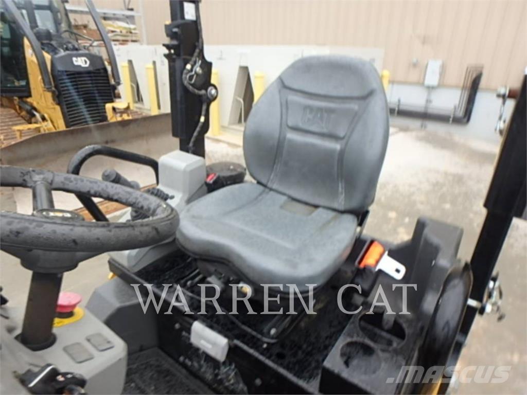 CAT CB2.7 Grondverdichtingsmachines