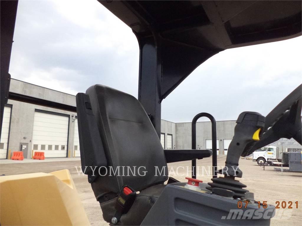 CAT CB64 Grondverdichtingsmachines