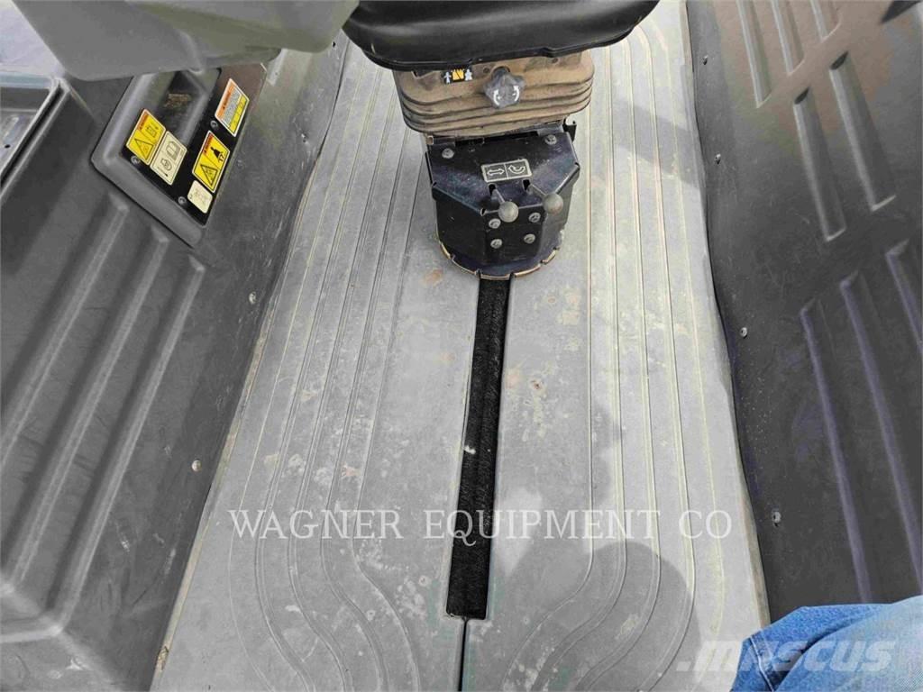CAT CB64B Grondverdichtingsmachines