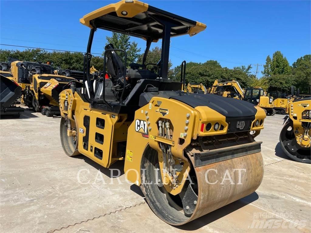 CAT CB7 Asfaltafwerkmachines
