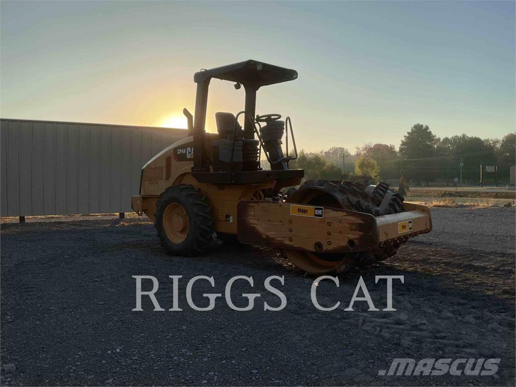 CAT CP44 Grondverdichtingsmachines