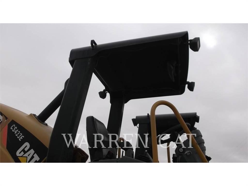 CAT CS433E Asfaltafwerkmachines