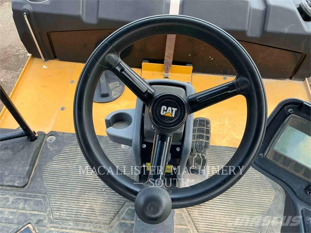 CAT CW16 Bandenwalsen