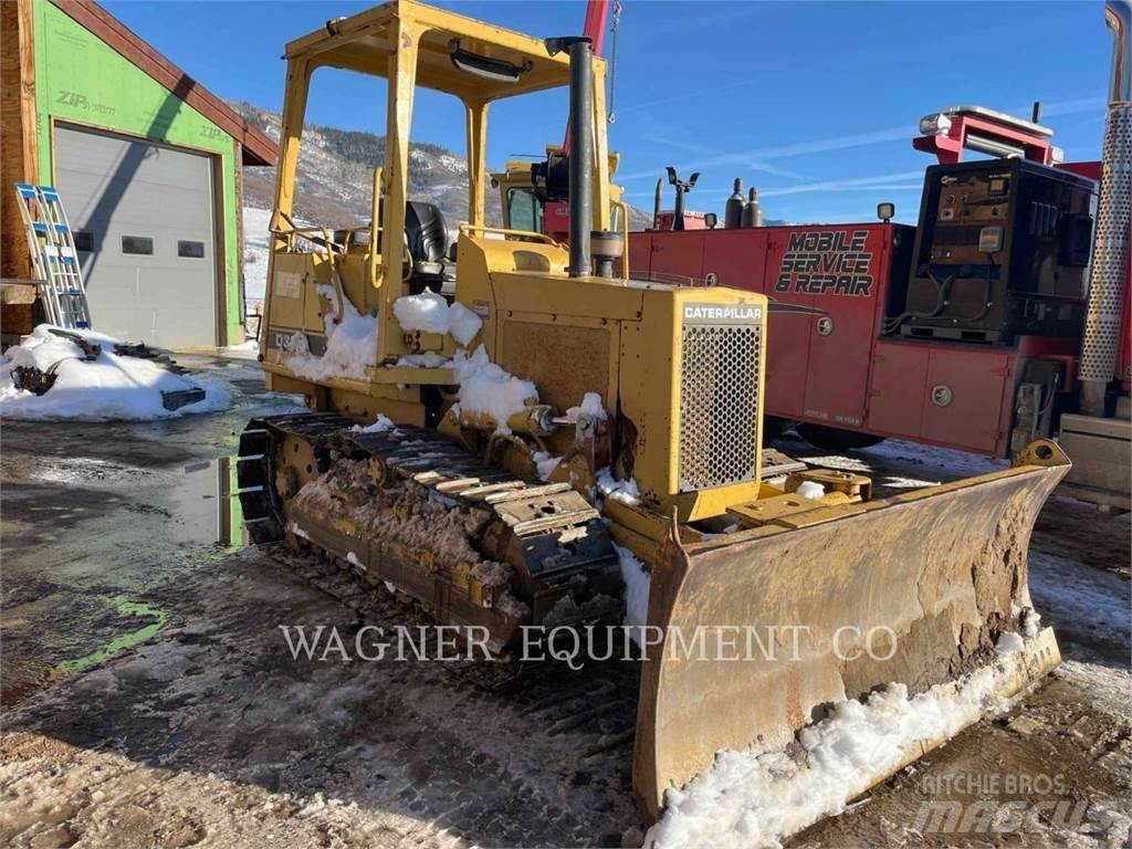 CAT D1 Rupsdozers