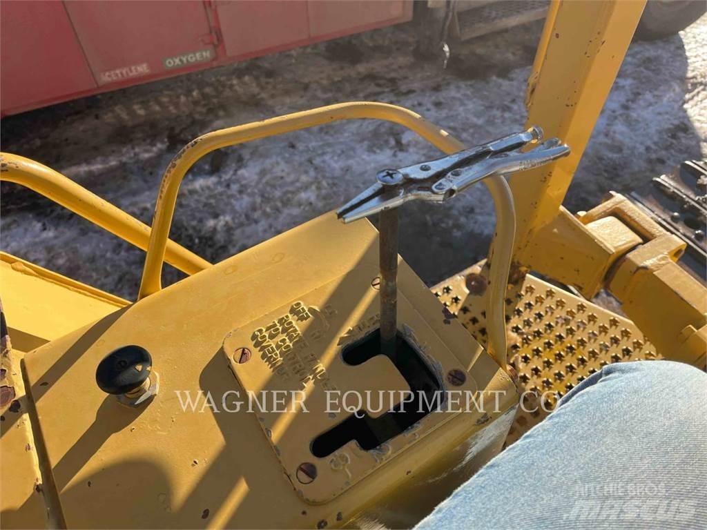 CAT D1 Rupsdozers