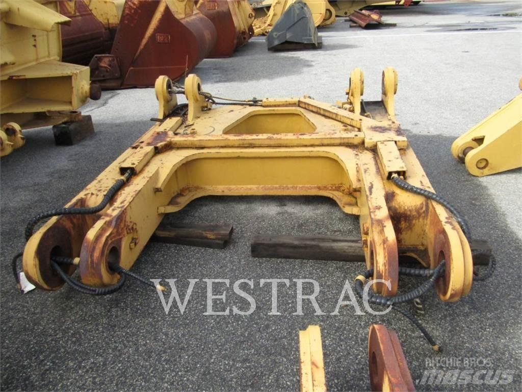 CAT D10T Wegopbrekers