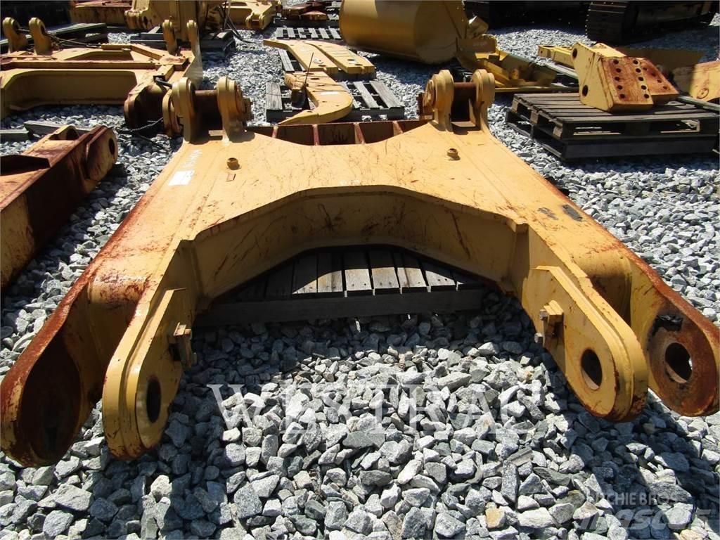 CAT D10T Wegopbrekers
