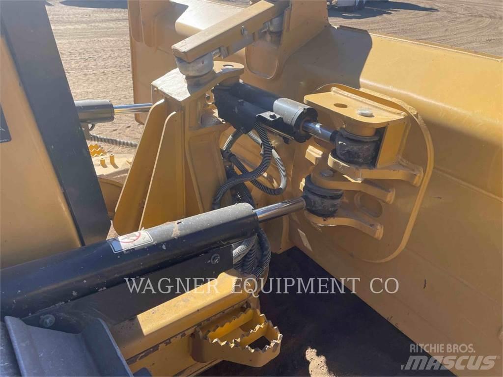 CAT D3 Rupsdozers
