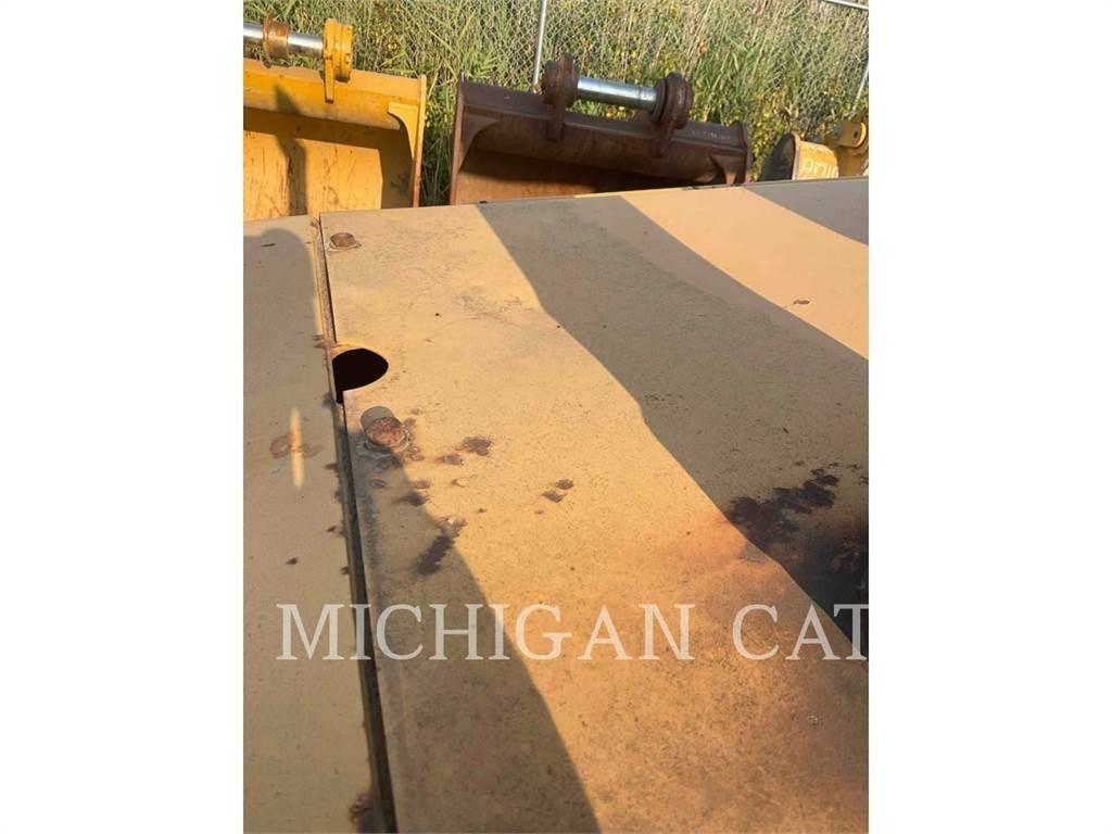 CAT D4H Rupsdozers