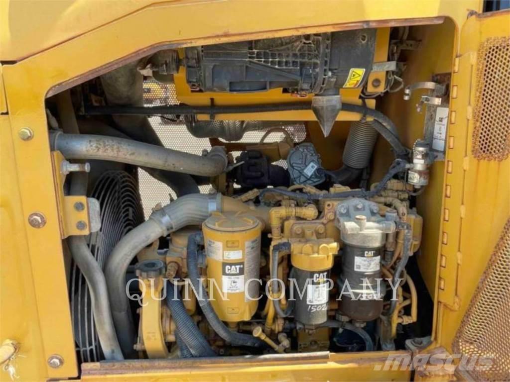 CAT D4K2 XL Rupsdozers