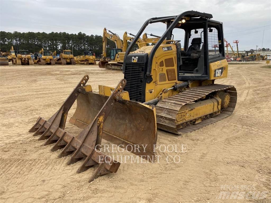CAT D4K2LGP Rupsdozers