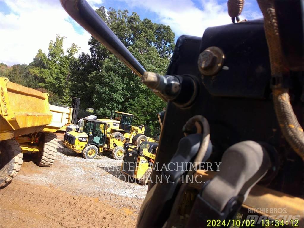 CAT D5 Rupsdozers