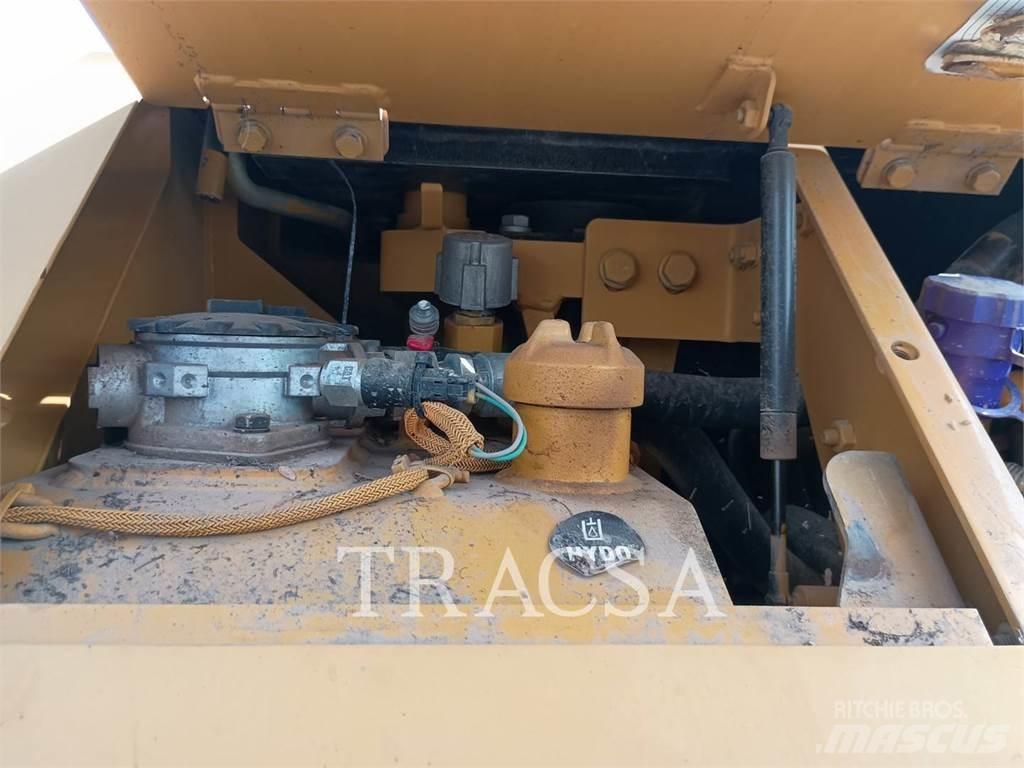 CAT D5 Rupsdozers